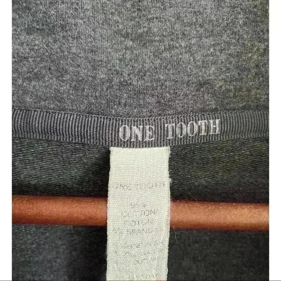 Women’s One Tooth Grey Sweatshirt Size M - Picture 8 of 10